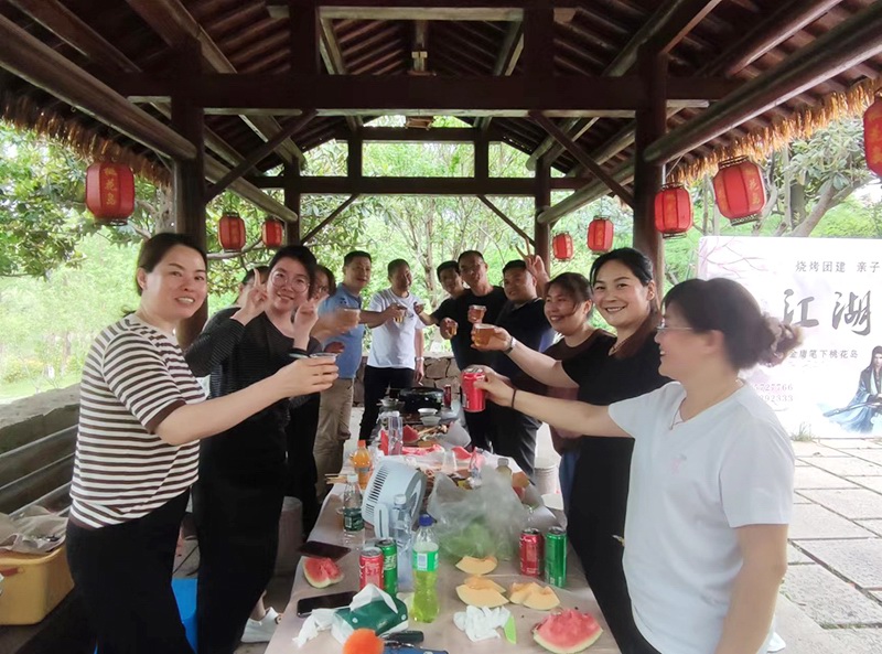 91香蕉视频在线观看塑業在暨陽湖生態園桃花島舉行團建活動（dòng） 圖1